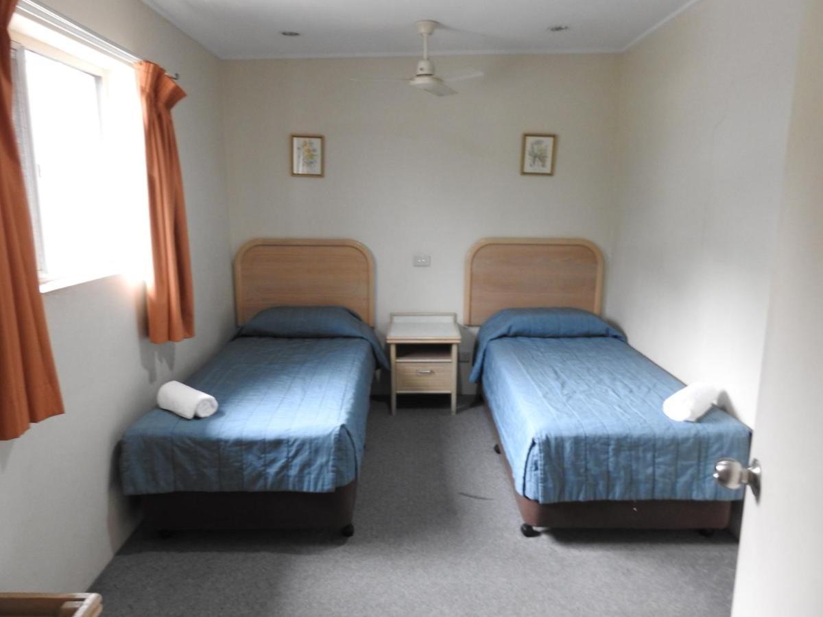 Chelsea Motor Inn Кофс Харбър Екстериор снимка