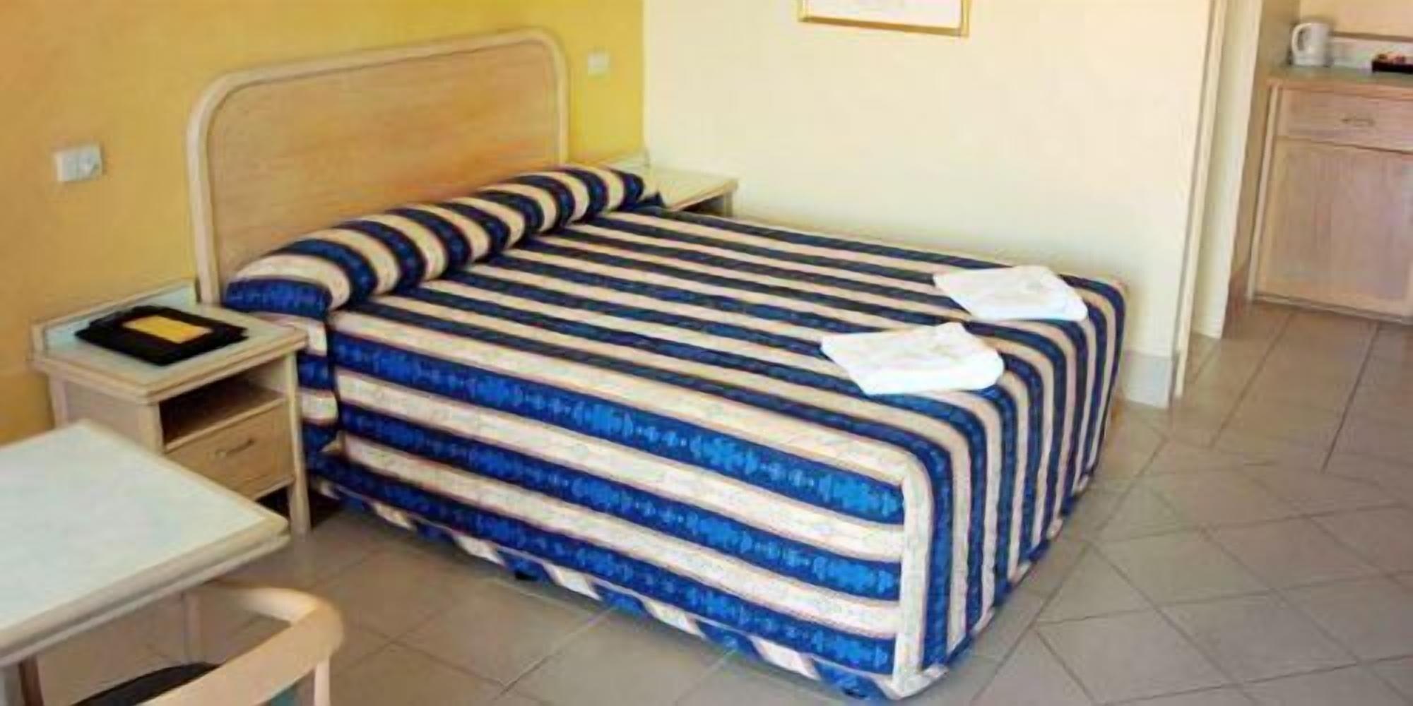 Chelsea Motor Inn Кофс Харбър Екстериор снимка
