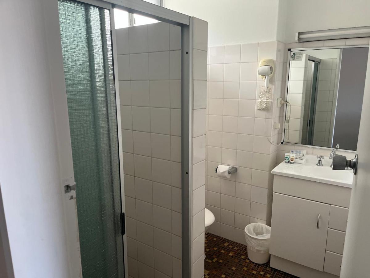 Chelsea Motor Inn Кофс Харбър Екстериор снимка