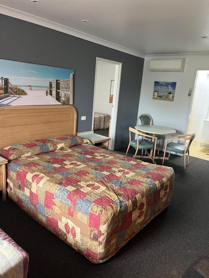 Chelsea Motor Inn Кофс Харбър Екстериор снимка