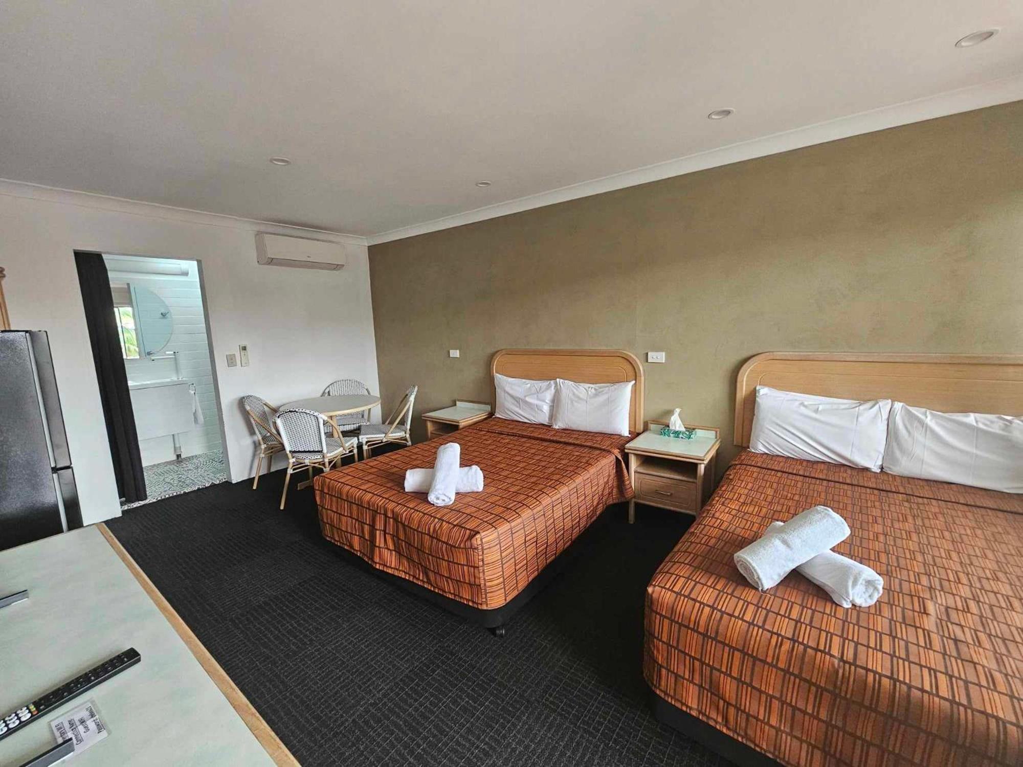 Chelsea Motor Inn Кофс Харбър Екстериор снимка